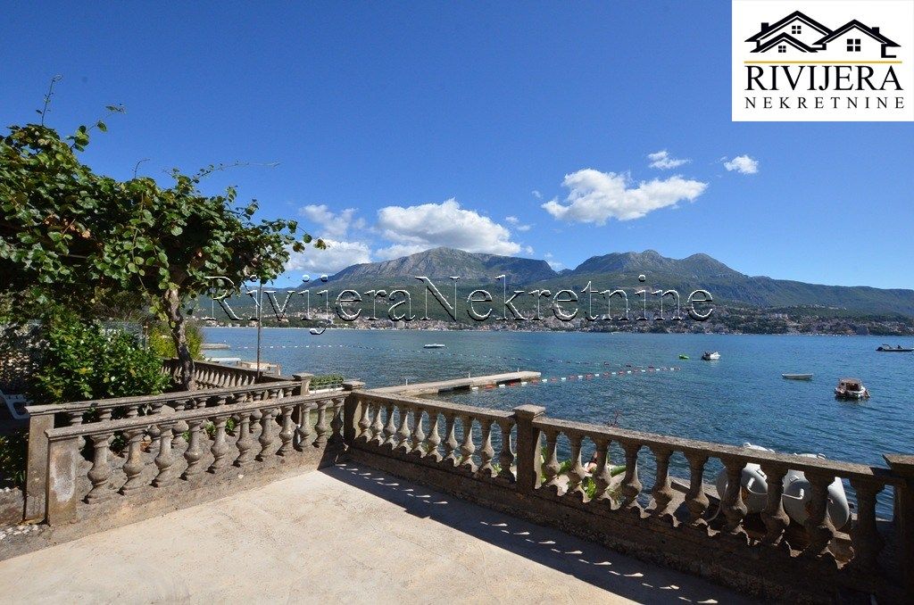 Дом в Херцег-Нови, Черногория, 120 м² - фото 12