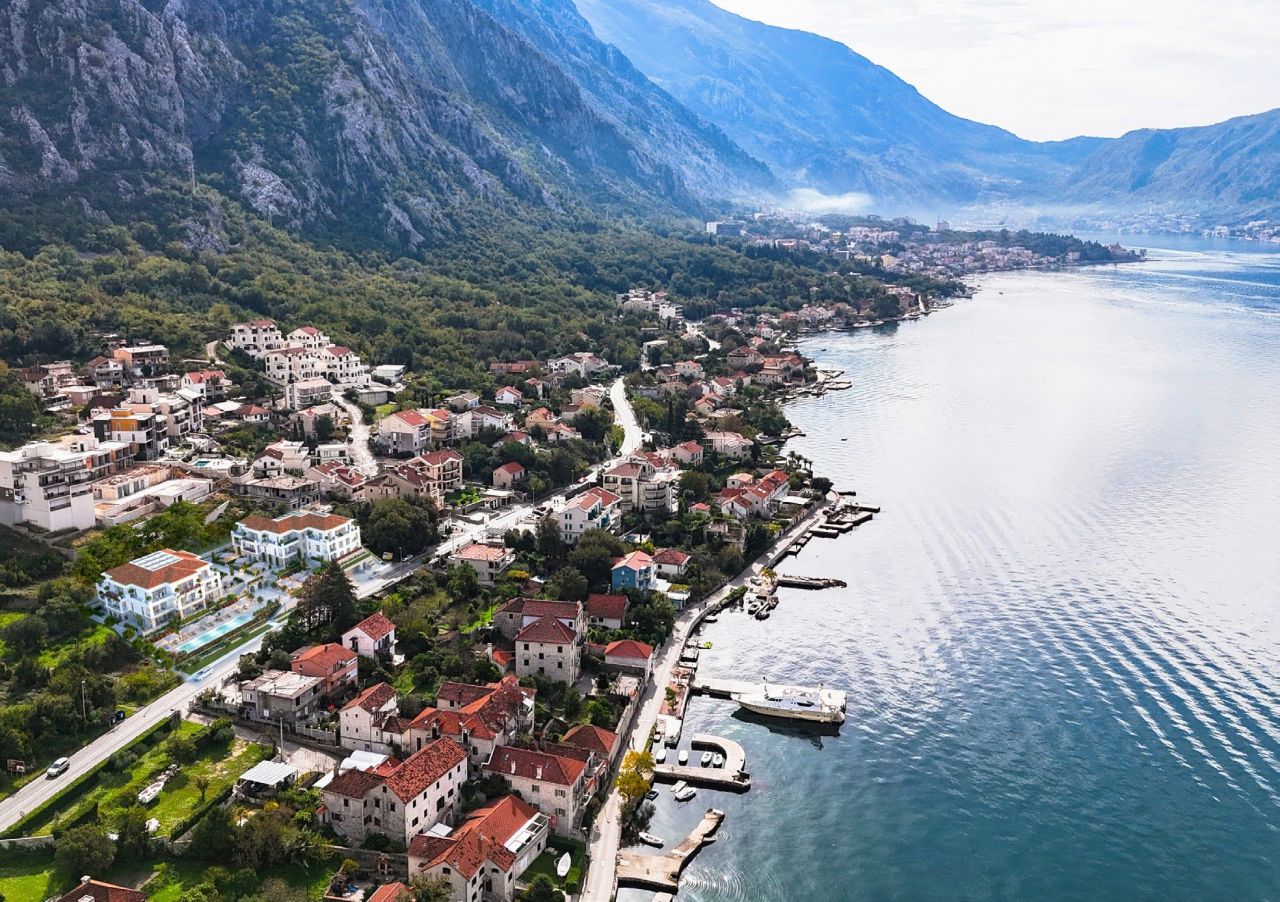 Квартира в Которе, Черногория, 74.77 м² - фото 1