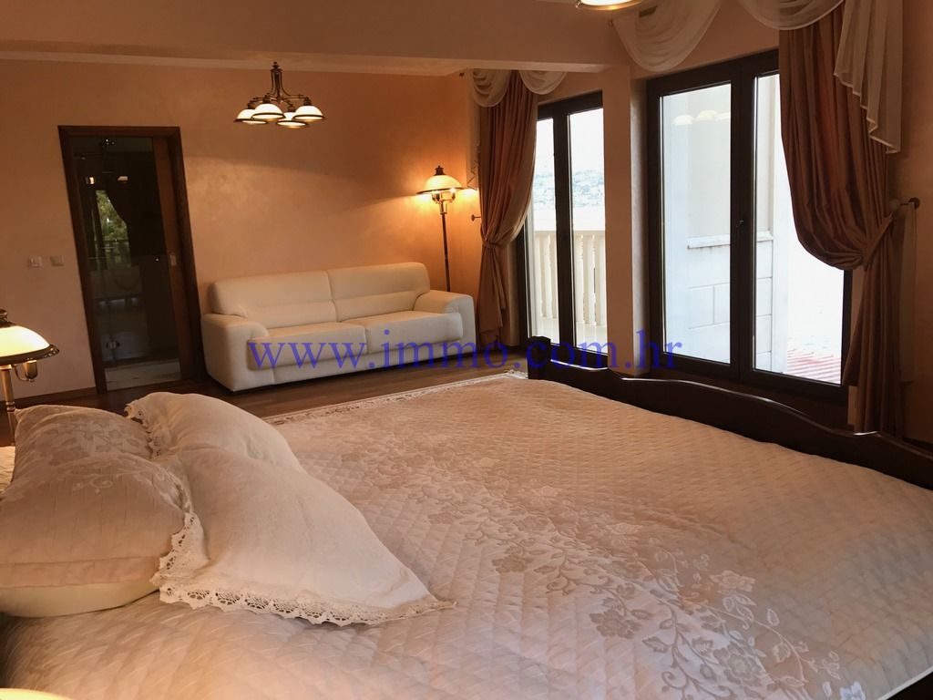 Вилла в Трогире, Хорватия, 420 м² - фото 10