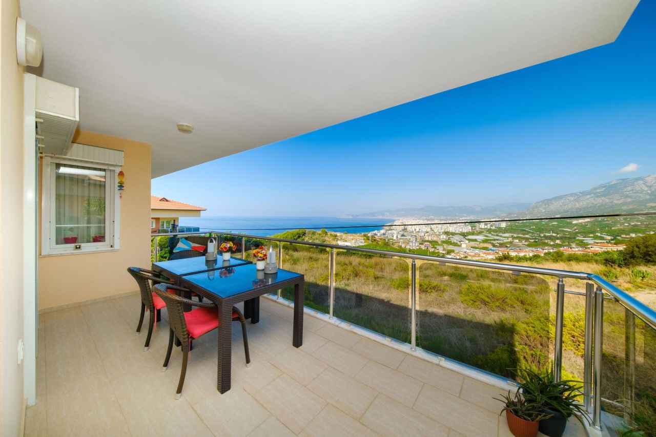 Апартаменты в Алании, Турция, 180 м² - фото 1