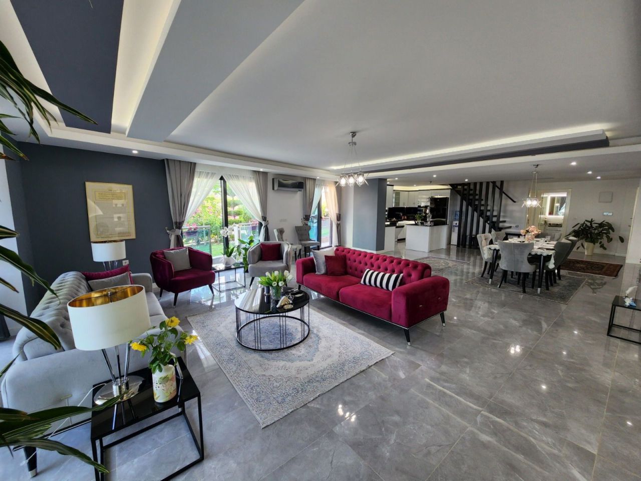 Апартаменты в Алании, Турция, 200 м² - фото 1