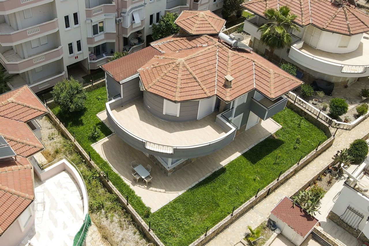 Вилла в Алании, Турция, 200 м² - фото 1