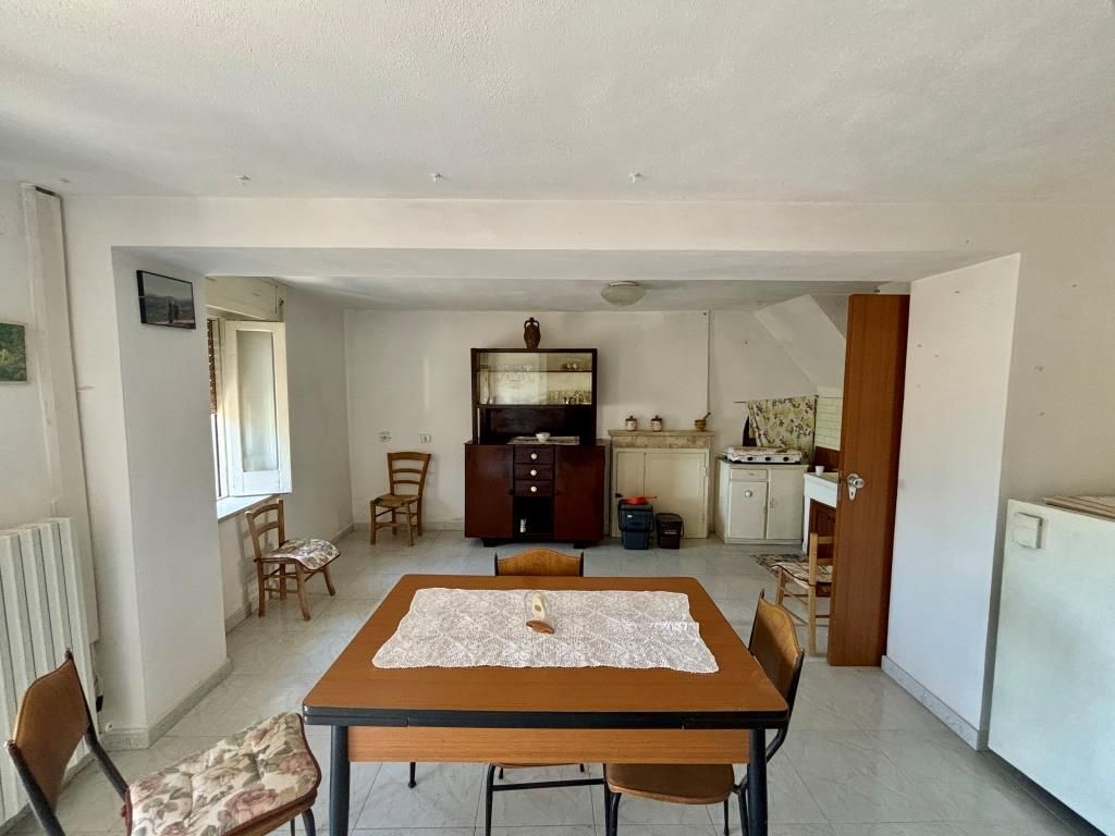 Дом в Кампобассо, Италия, 60 м² - фото 2