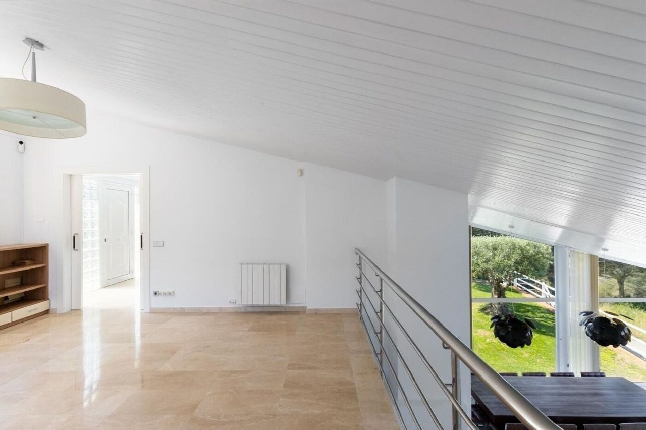 Вилла в Барселоне, Испания, 555 м² - фото 15