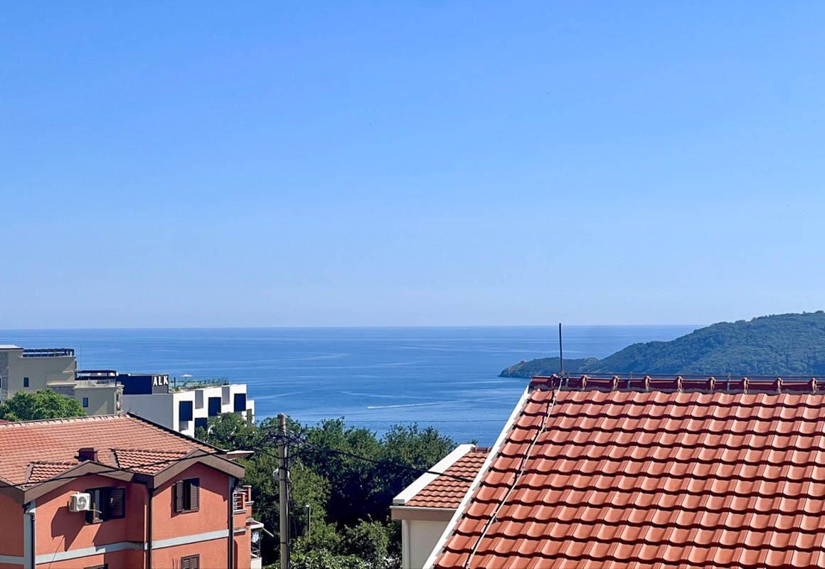 Квартира в Бечичи, Черногория, 53 м² - фото 1