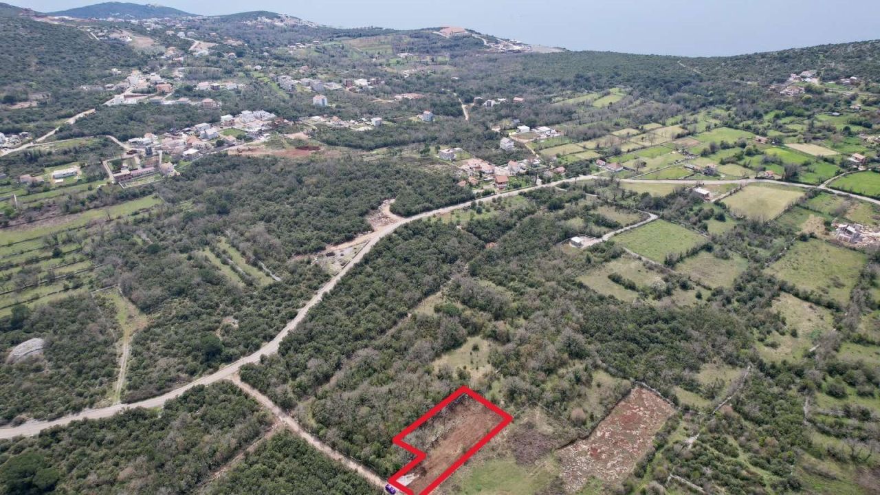 Земля Zagora, Черногория, 1 360 м² - фото 1