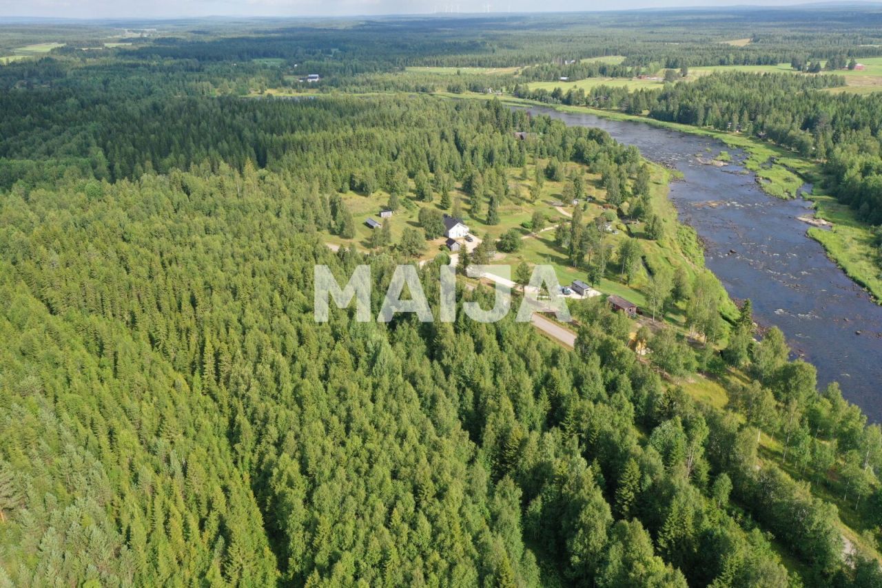 Земля Торнио, Финляндия, 28 870 м² - фото 1
