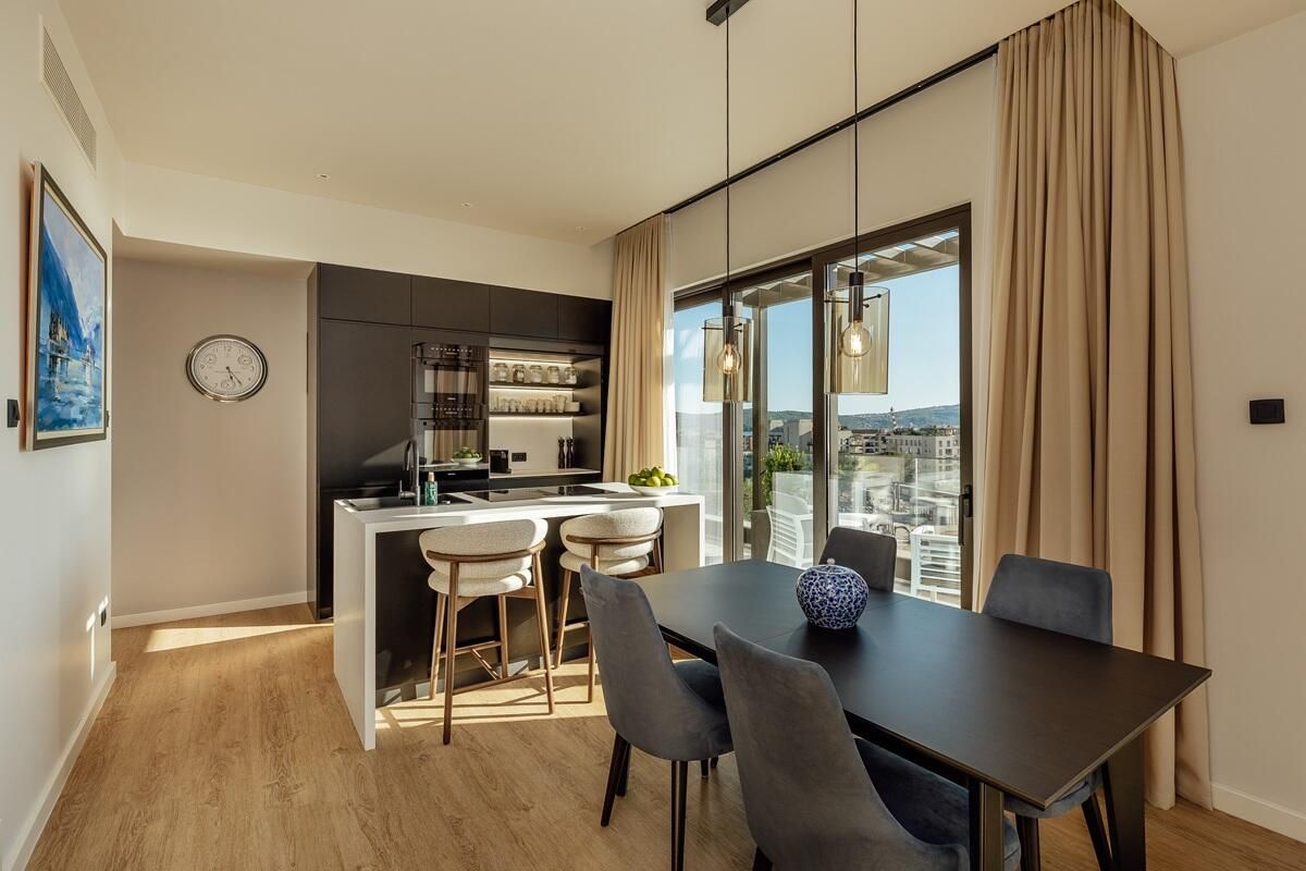 Квартира в Тивате, Черногория, 110 м² - фото 4