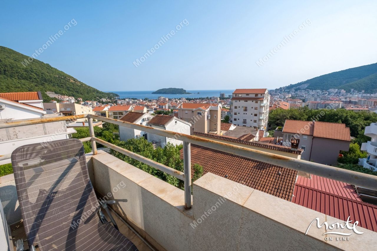 Квартира в Будве, Черногория, 76 м² - фото 1