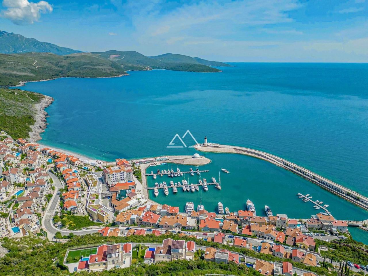Апартаменты на полуострове Луштица, Черногория, 114 м² - фото 1