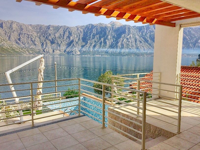 Вилла в Столиве, Черногория, 371 м² - фото 1