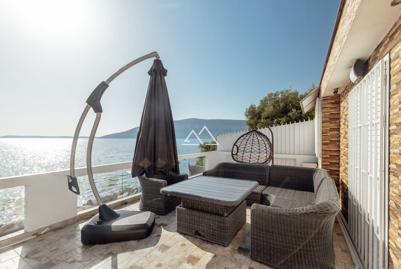 Апартаменты Херцег Нови, Черногория, 180 м² - фото 1