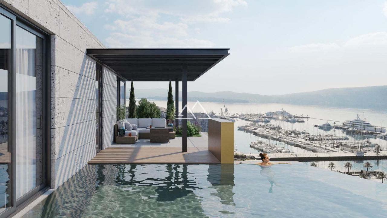 Апартаменты в Тивате, Черногория, 281 м² - фото 1