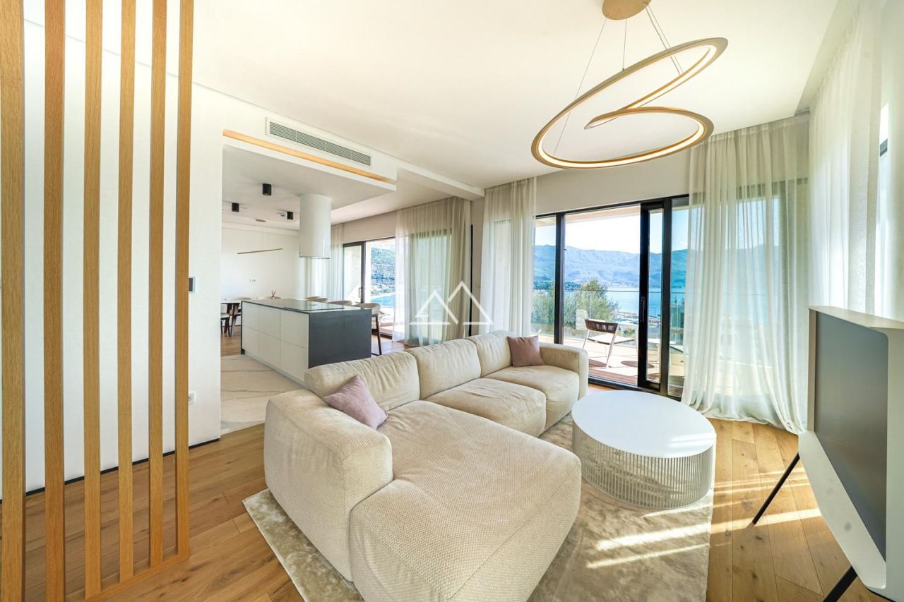 Апартаменты в Будве, Черногория, 125 м² - фото 1