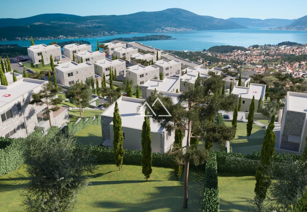 Вилла в Тивате, Черногория, 120 м² - фото 1