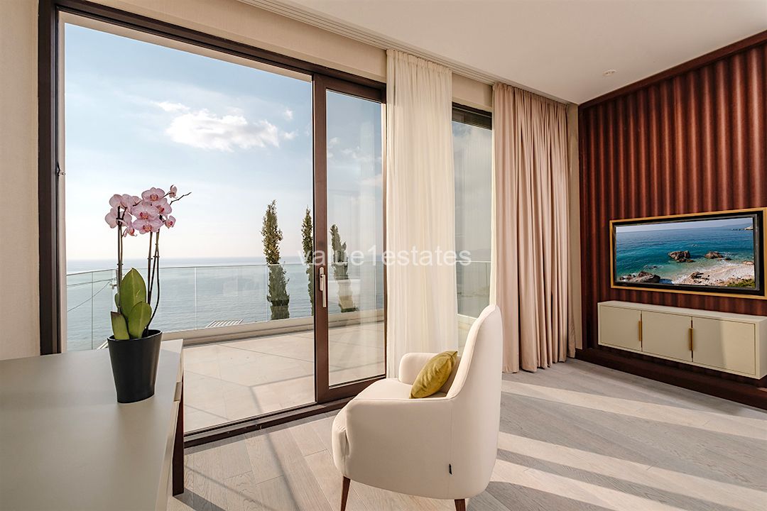 Вилла в Режевичах, Черногория, 290 м² - фото 2