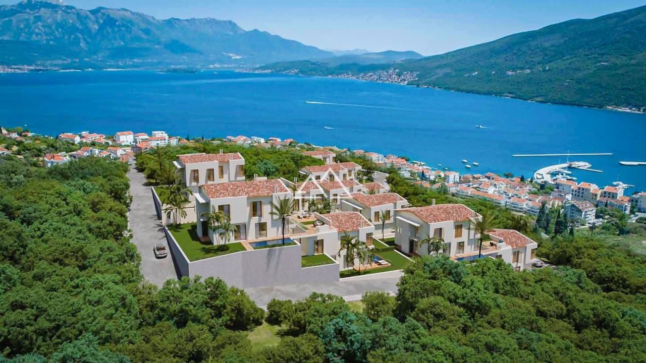 Вилла в Кумборе, Черногория, 207 м² - фото 2