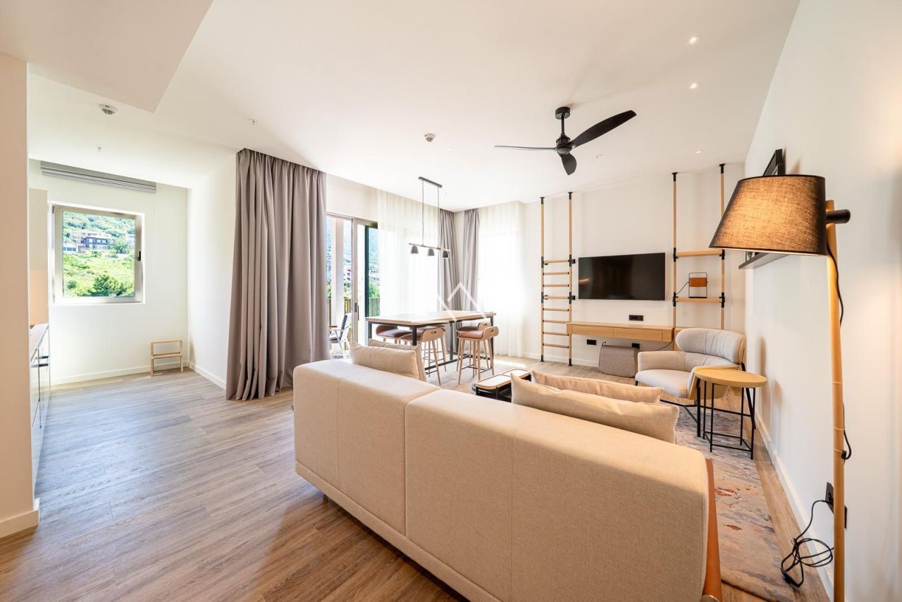 Апартаменты в Тивате, Черногория, 91 м² - фото 2