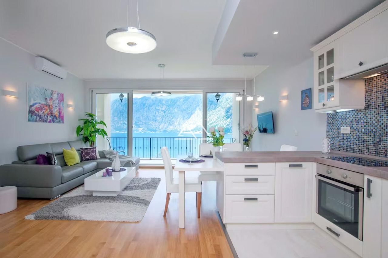 Апартаменты в Прчани, Черногория, 100 м² - фото 3