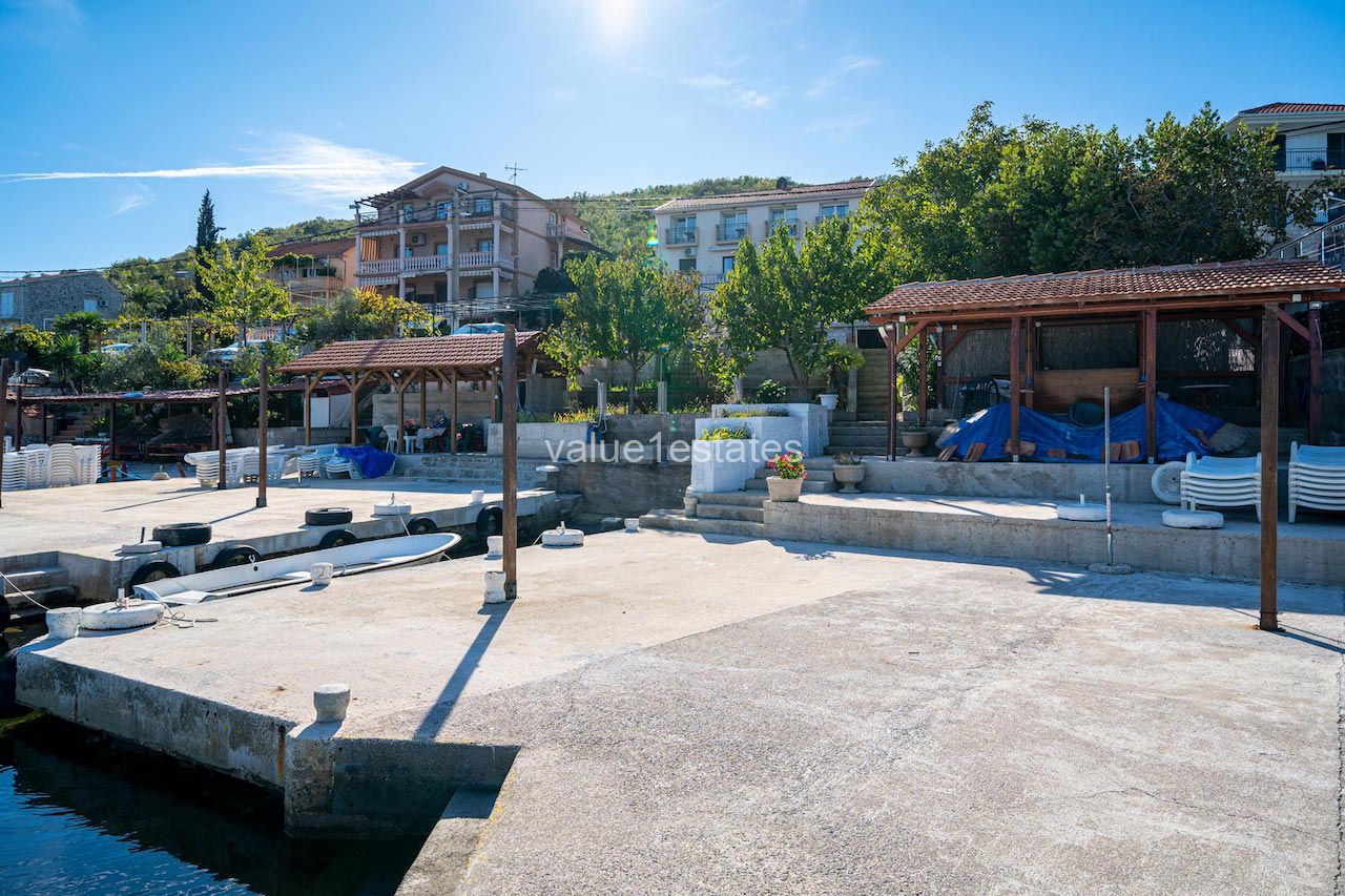 Коммерческая недвижимость в Джурашевичах, Черногория, 300 м² - фото 3