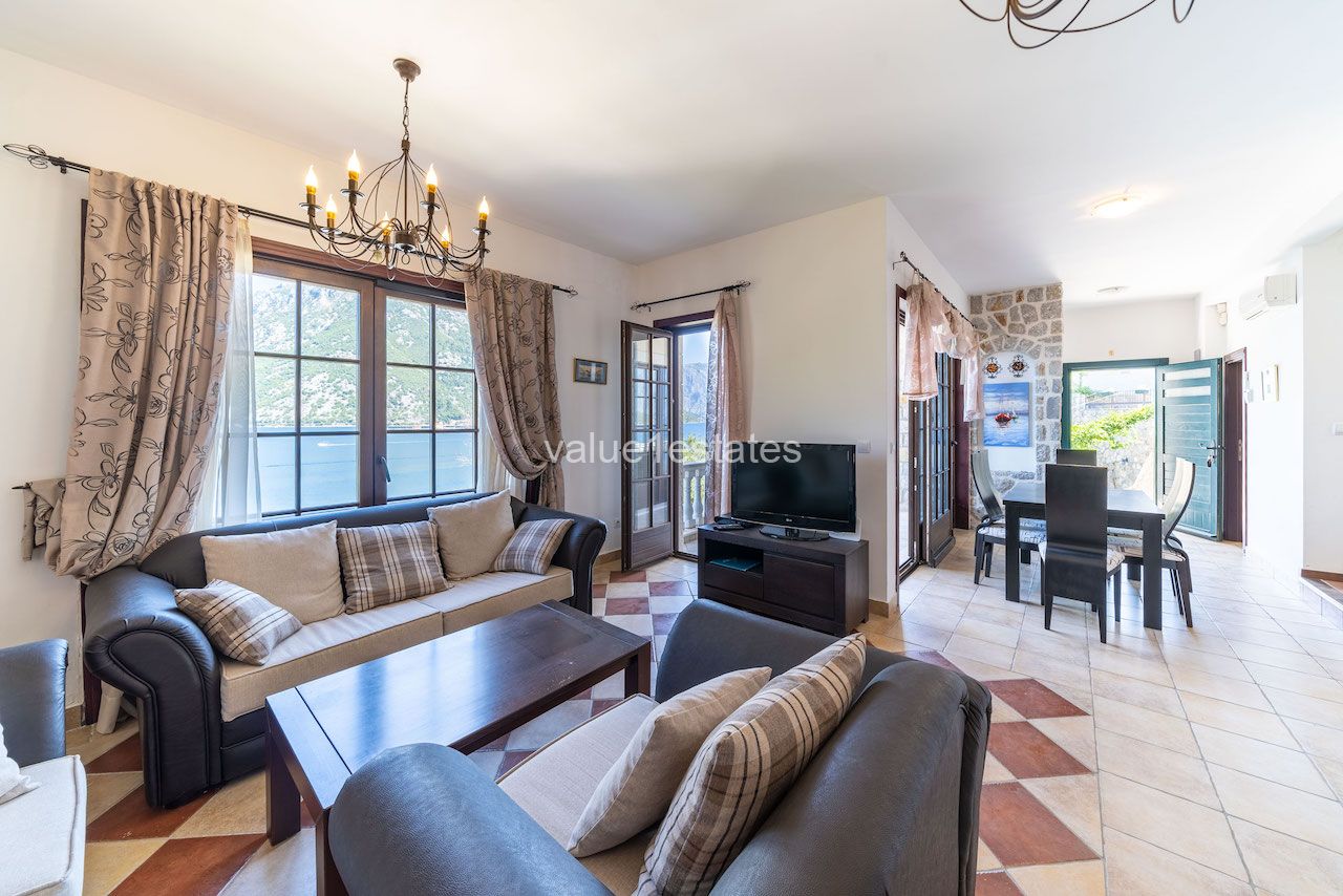 Вилла в Костанице, Черногория, 324 м² - фото 5