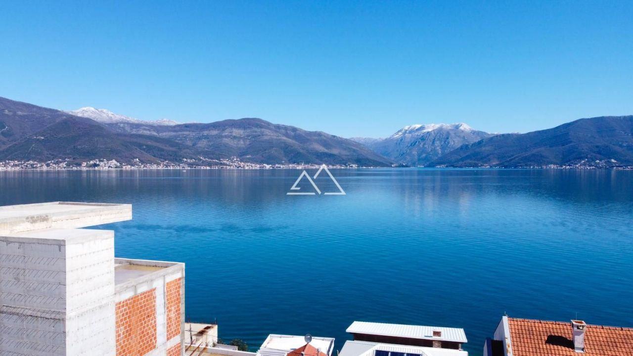 Вилла в Крашичах, Черногория, 200 м² - фото 6