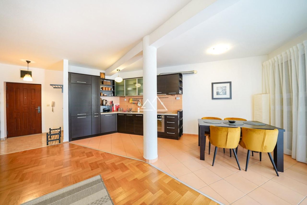 Апартаменты в Петроваце, Черногория, 90 м² - фото 7