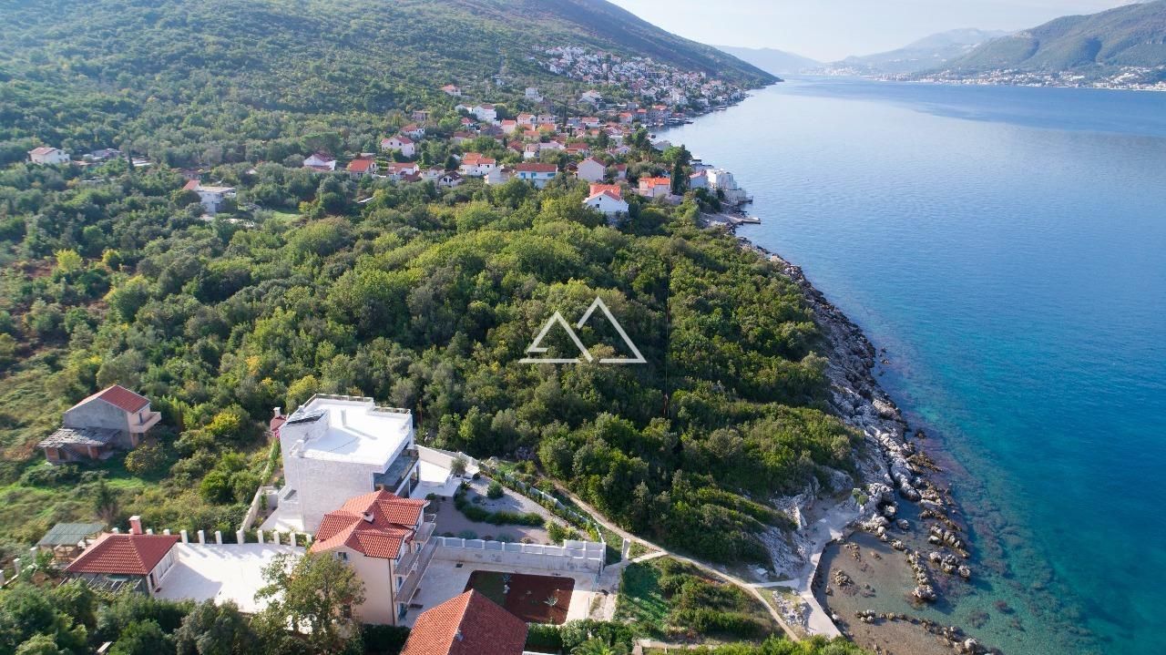 Земля на полуострове Луштица, Черногория, 20 995 м² - фото 7