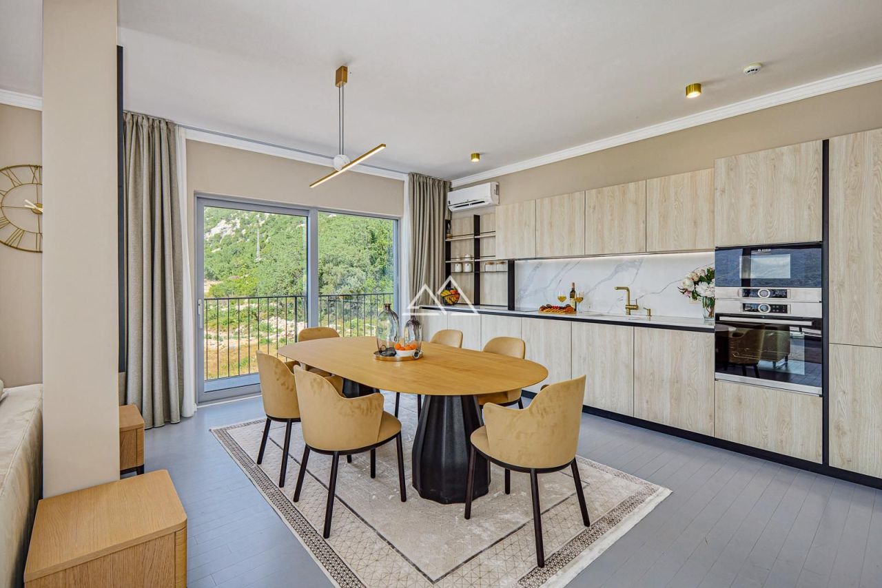 Апартаменты в Доброте, Черногория, 158 м² - фото 7