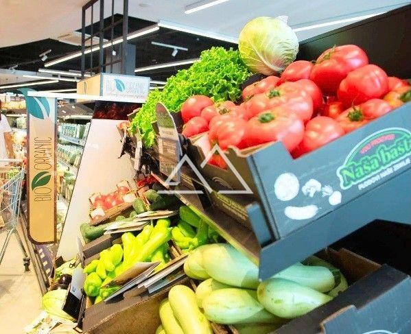 Коммерческая недвижимость в Будве, Черногория, 735 м² - фото 7