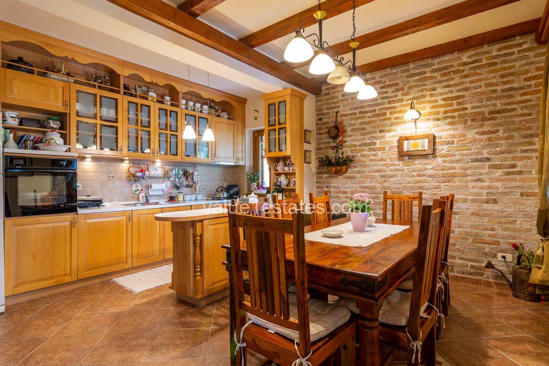 Вилла в Ораховаце, Черногория, 303 м² - фото 8