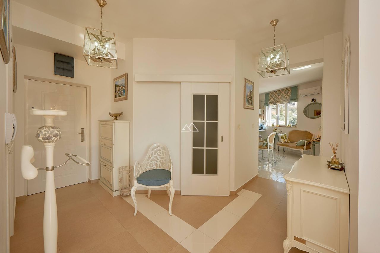 Апартаменты в Бечичи, Черногория, 150 м² - фото 8