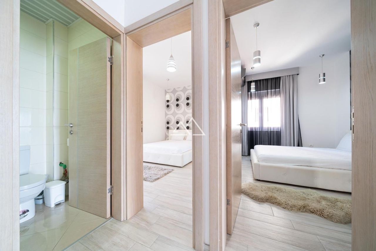 Апартаменты в Добра Воде, Черногория, 85 м² - фото 8