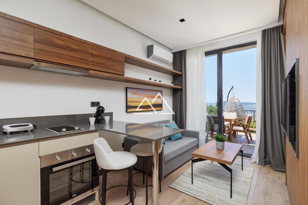 Апартаменты в Тивате, Черногория, 48 м² - фото 9