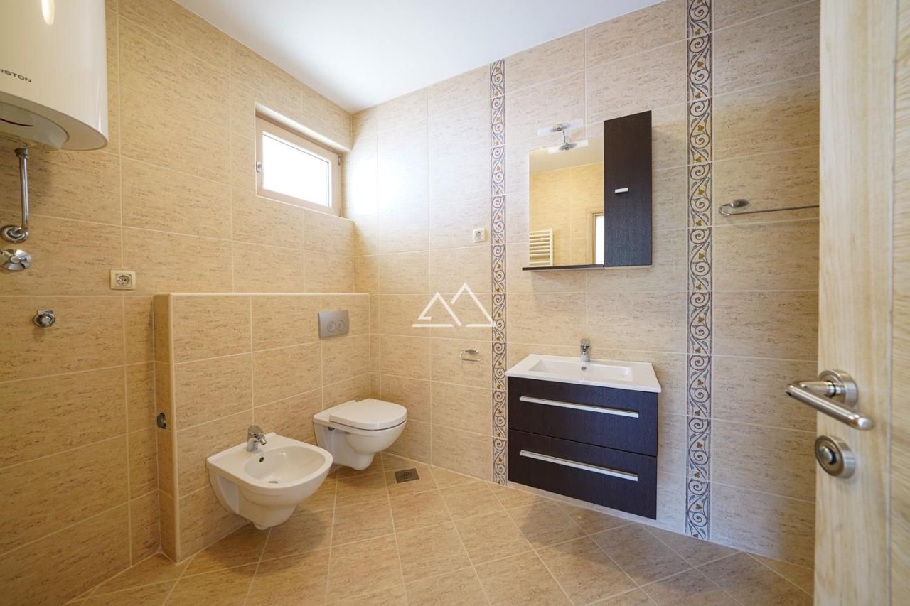 Апартаменты в Бечичи, Черногория, 106 м² - фото 9