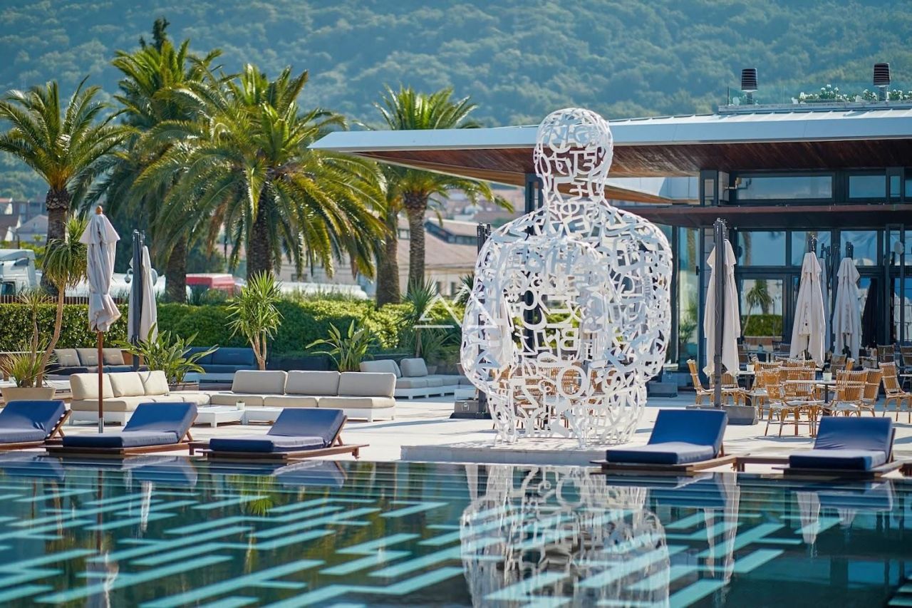 Апартаменты в Тивате, Черногория, 199 м² - фото 10