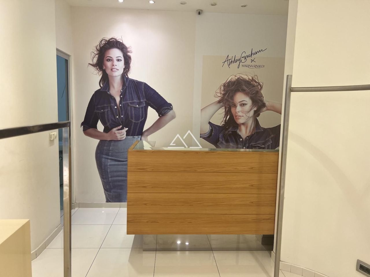 Коммерческая недвижимость в Будве, Черногория, 105 м² - фото 11