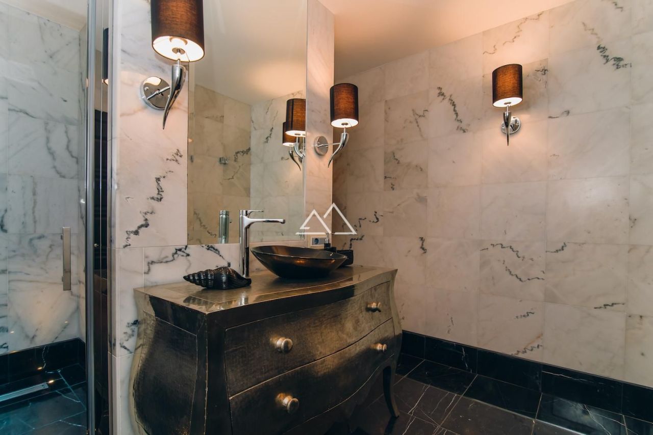 Вилла в Режевичах, Черногория, 550 м² - фото 12