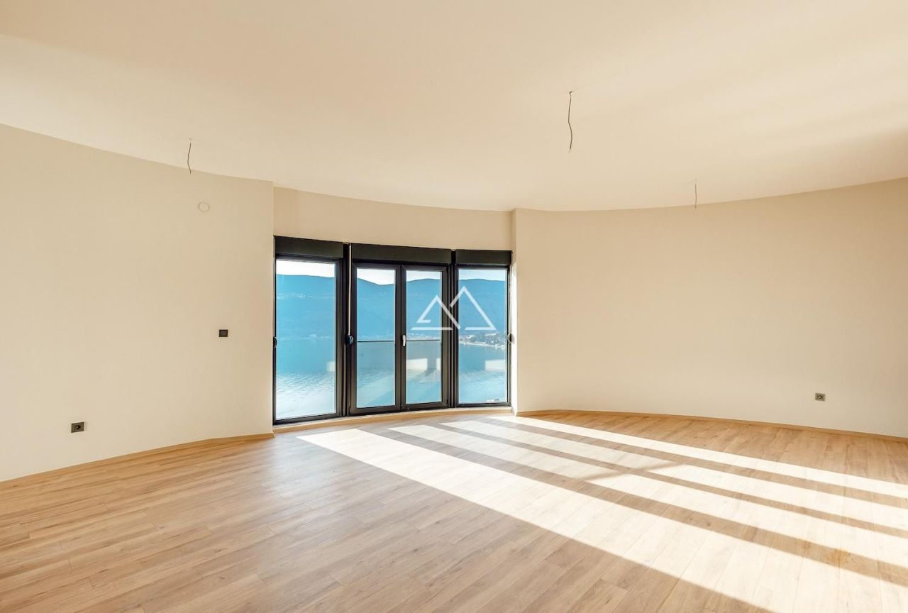 Апартаменты Херцег Нови, Черногория, 122 м² - фото 12