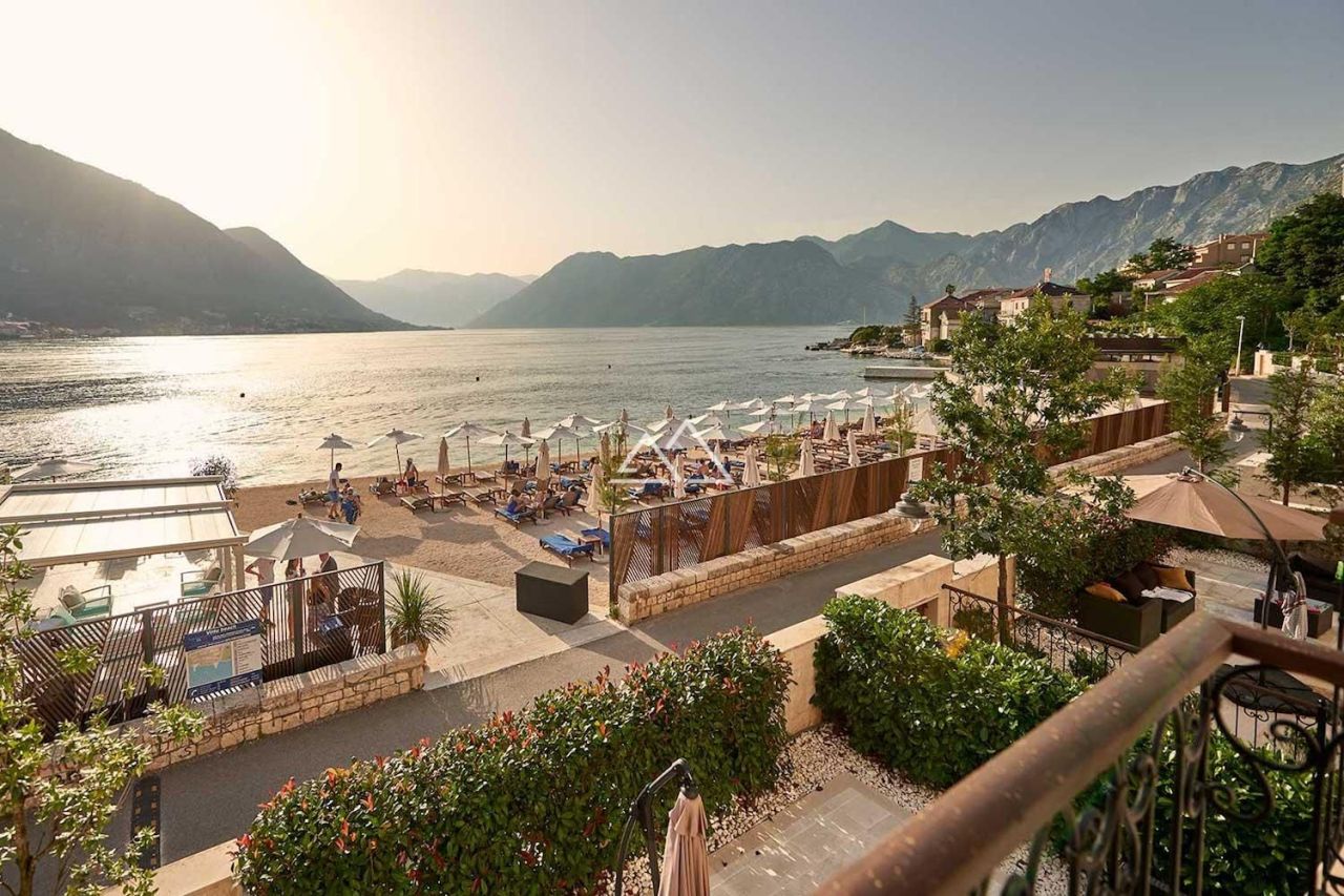 Вилла в Доброте, Черногория, 193 м² - фото 12