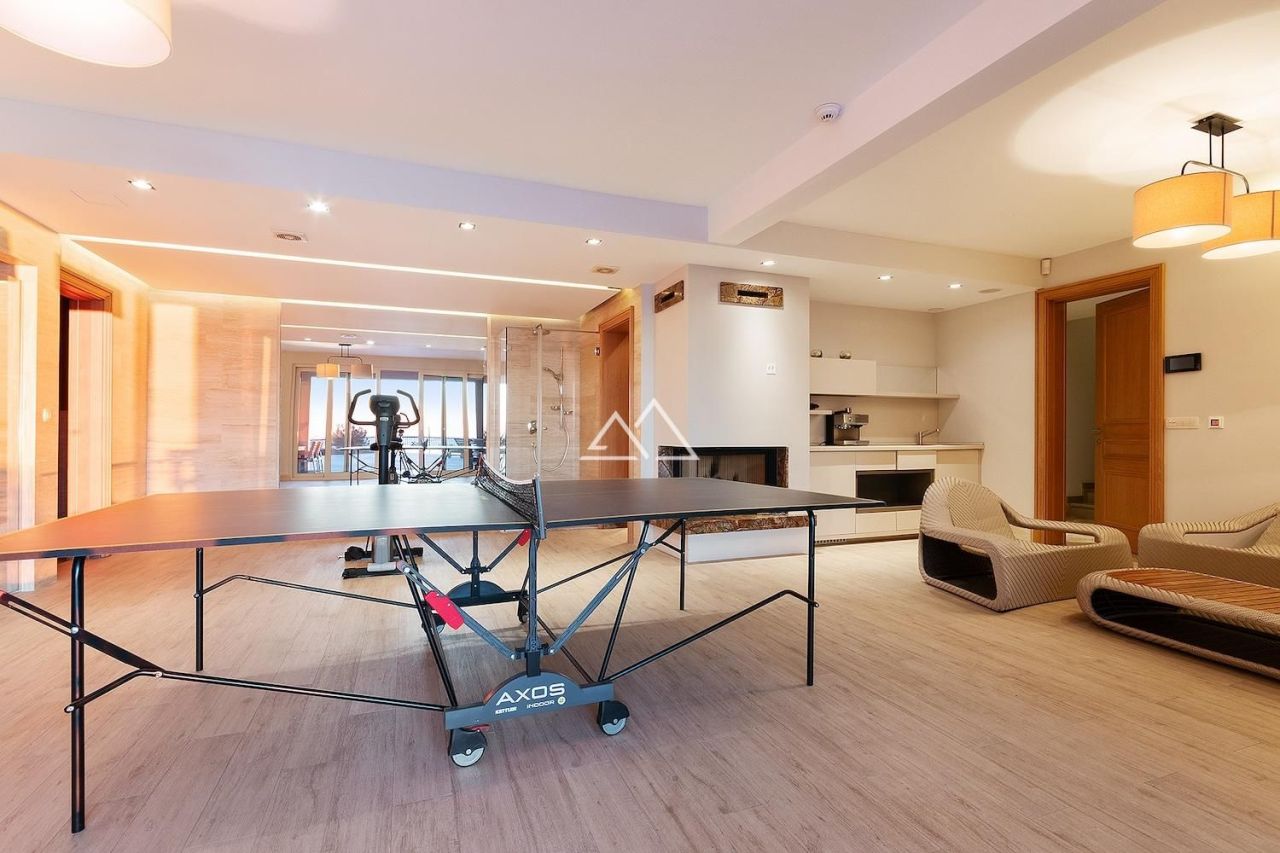 Вилла в Близикуче, Черногория, 600 м² - фото 13