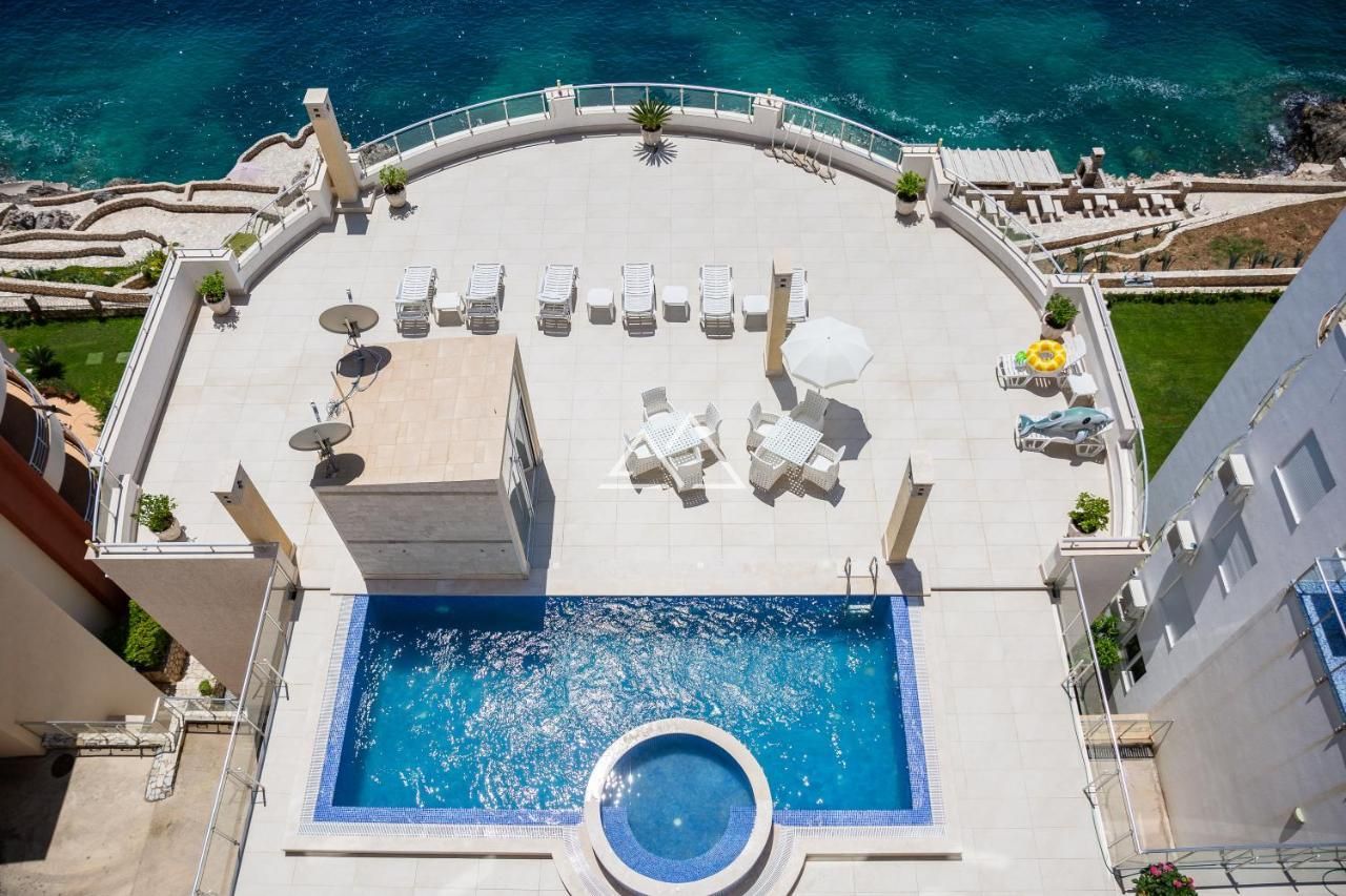 Апартаменты в Добра Воде, Черногория, 85 м² - фото 15