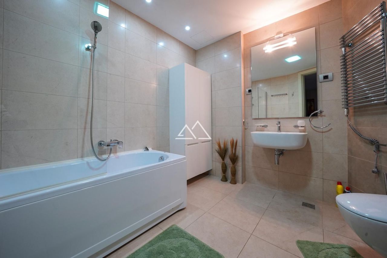 Апартаменты в Будве, Черногория, 94 м² - фото 16