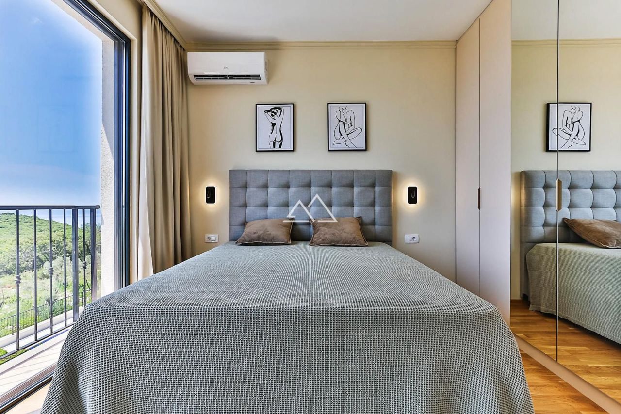 Вилла в Режевичах, Черногория, 220 м² - фото 17