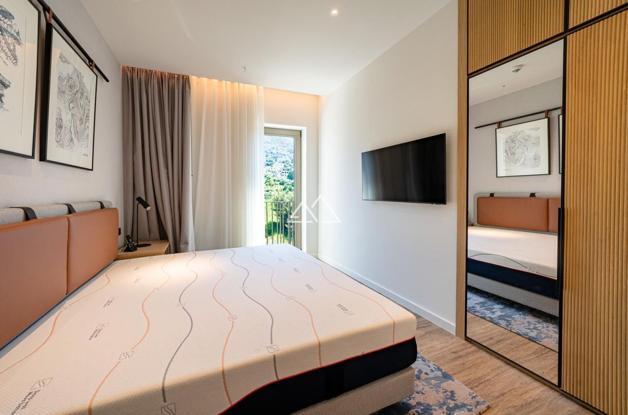 Апартаменты в Тивате, Черногория, 91 м² - фото 17