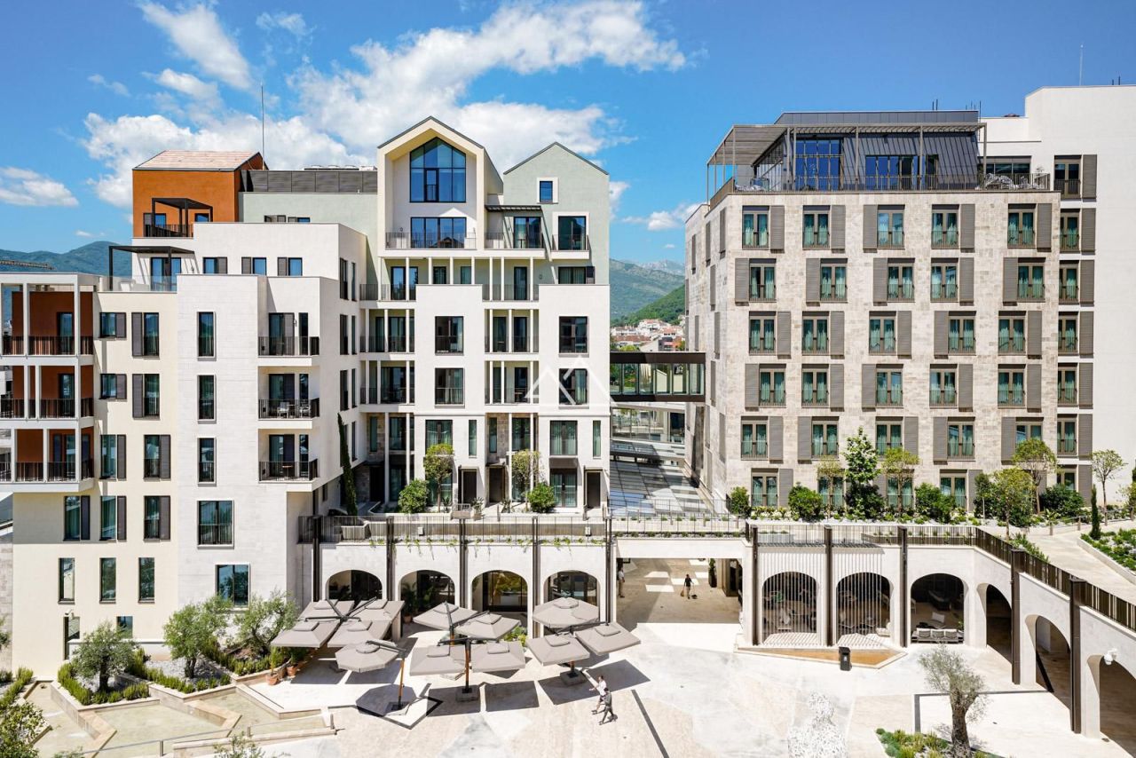 Апартаменты в Тивате, Черногория, 63 м² - фото 19