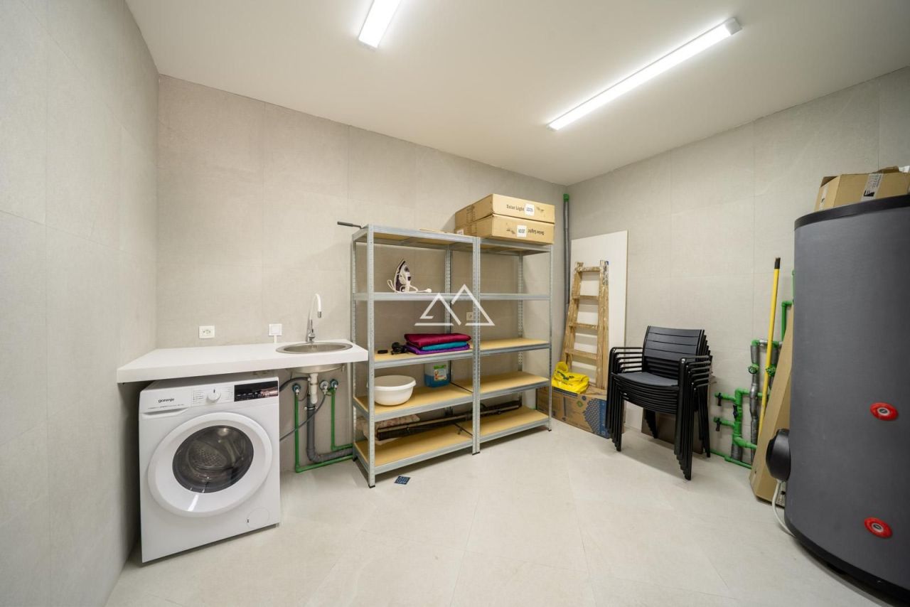 Вилла в Режевичах, Черногория, 223 м² - фото 19