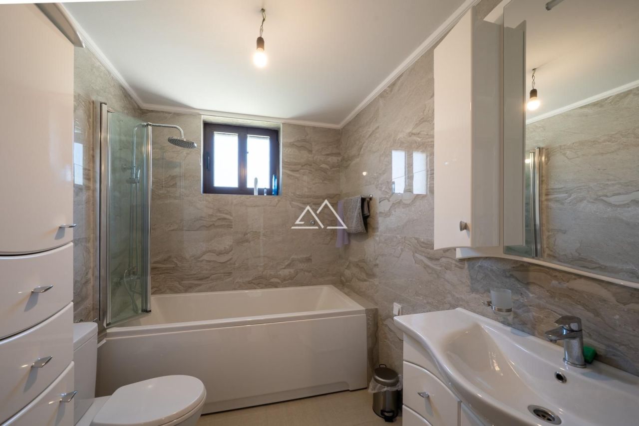 Вилла Херцег Нови, Черногория, 360 м² - фото 19