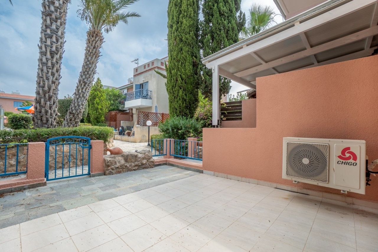 Таунхаус в Пафосе, Кипр, 80 м² - фото 16