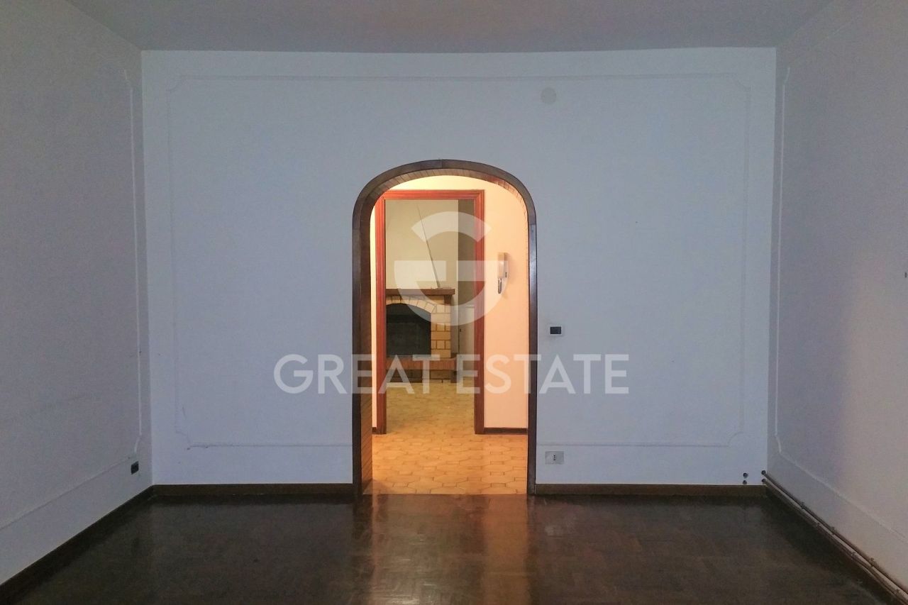 Апартаменты в Фабро, Италия, 215.2 м² - фото 15